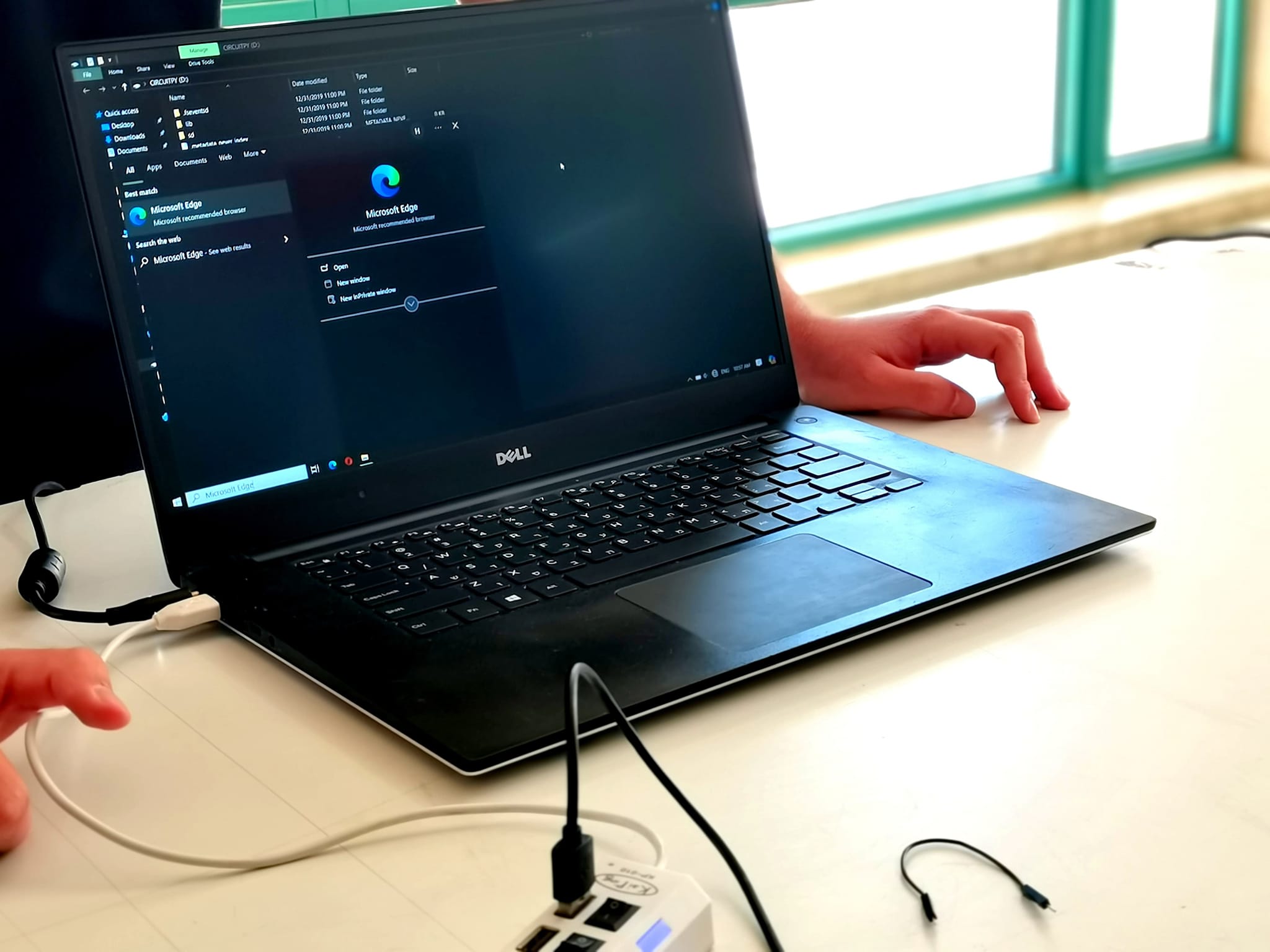 اليوم العلمي - 2